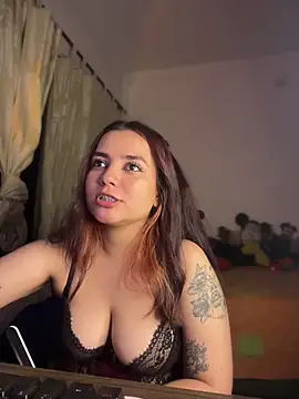 Ema kraus online show from 05-27-26, 01:57