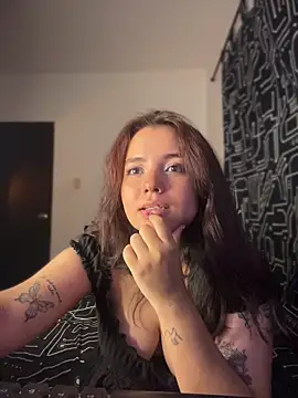 Ema kraus online show from 06-26-26, 01:32