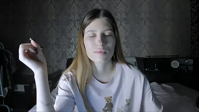 Agnes Allenn online show from 11-14-25, 10:36