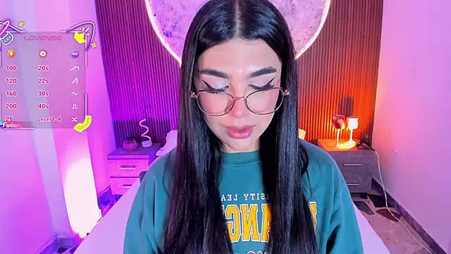 RoseCassie online show from 06-08-26, 12:49