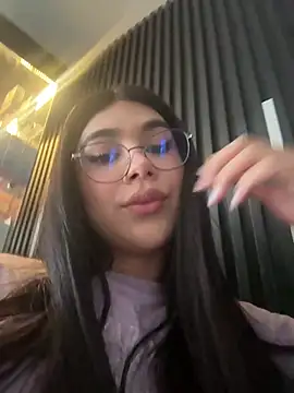 Snapshot of RoseCassie chatting on 07-10-26, 12:41 RoseCassie online show from 07-10-26, 12:41