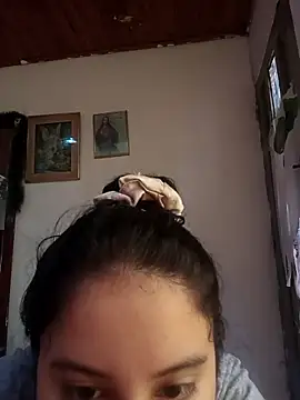 Snapshot of valentina568 chatting on 10-26-25, 07:09 valentina568 online show from 10-26-25, 07:09