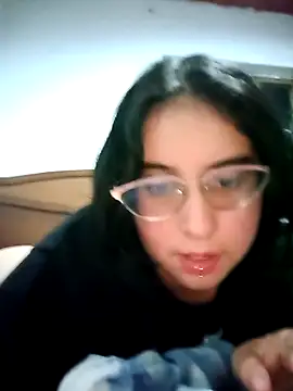 Snapshot of valentina568 chatting on 11-01-25, 04:14 valentina568 online show from 11-01-25, 04:14