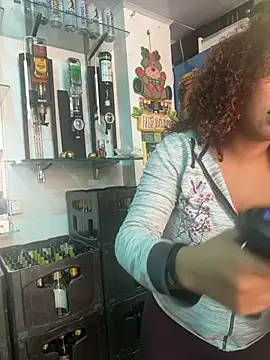 lauraltt online show from 11-23-25, 07:13