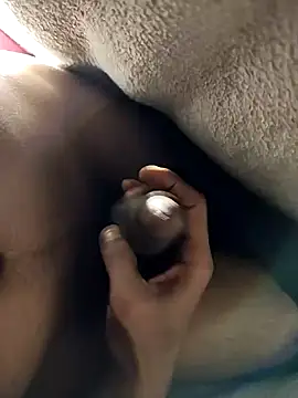 Snapshot of Treccy_91 chatting on 12-18-24, 08:03 Treccy 91 online show from 12-18-24, 08:03