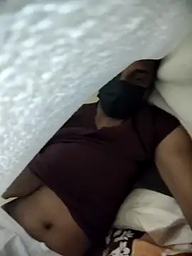 Snapshot of Treccy_91 chatting on 12-21-25, 06:26 Treccy 91 online show from 12-21-25, 06:26