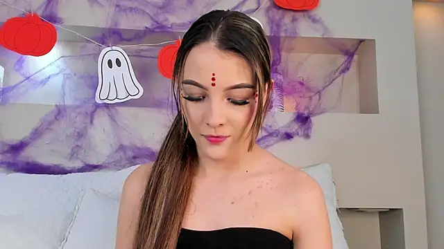 KendalPrince online show from 10-31-25, 05:08