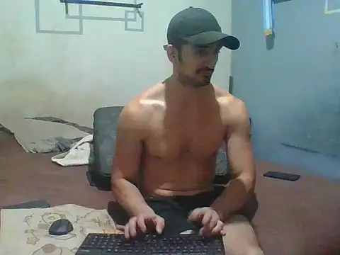 Snapshot of italianbighorse22 chatting on 02-04-26, 07:14 italianbighorse22 online show from 02-04-26, 07:14