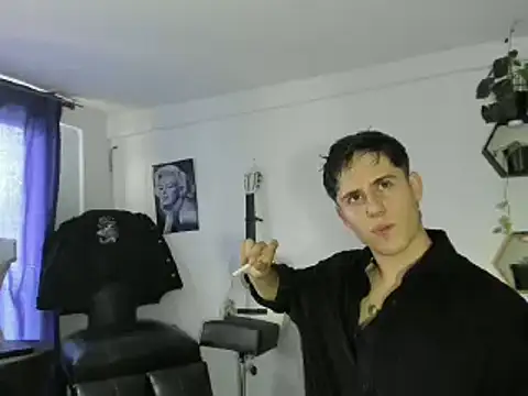 Snapshot of Antonello_Vannucci chatting on 03-16-25, 08:00 Antonello Vannucci online show from 03-16-25, 08:00