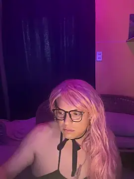 Snapshot of NikkelSofia chatting on 01-19-25, 02:06 NikkelSofia online show from 01-19-25, 02:06