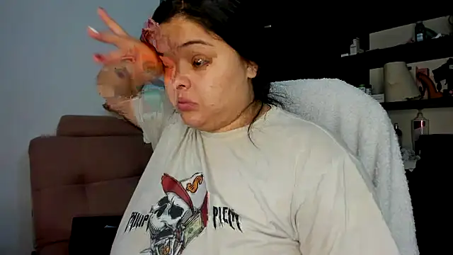 lizzie c online show from 12-19-25, 07:37