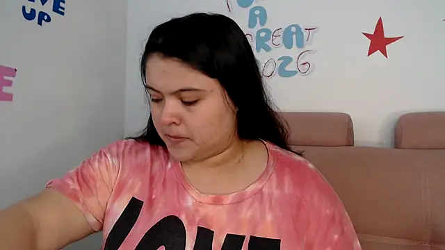 lizzie c online show from 01-12-26, 06:02