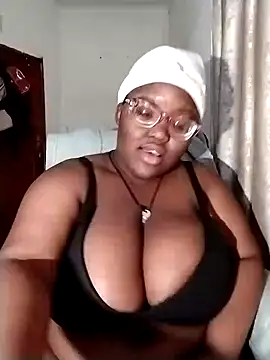 Snapshot of Damm_Bobbies chatting on 07-02-26, 03:23 Damm Bobbies online show from 07-02-26, 03:23