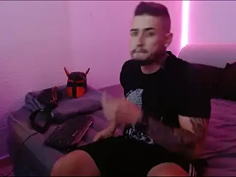 miia-liiam online show from 01-11-25, 12:22