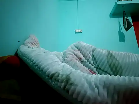 Snapshot of jaydev_madhuri chatting on 12-21-24, 11:45 jaydev madhuri online show from 12-21-24, 11:45