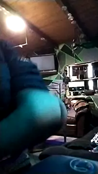 Snapshot of dulcedeseo13 chatting on 12-17-25, 02:45 dulcedeseo13 online show from 12-17-25, 02:45