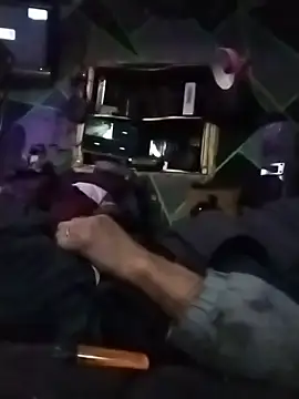 dulcedeseo13 online show from 12-21-25, 12:01