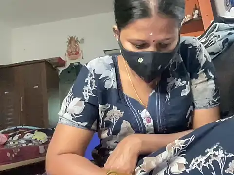 Tamil Sanjana  online show from 11-28-25, 10:40