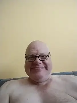 Snapshot of jk6t chatting on 07-15-26, 11:59 jk6t online show from 07-15-26, 11:59