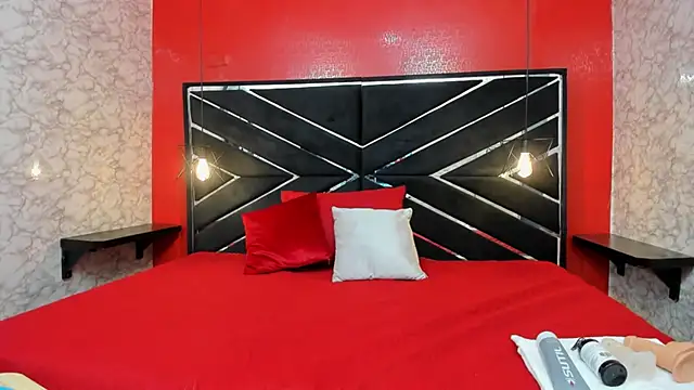 SEXY HOTTIE   online show from 01-04-25, 03:07