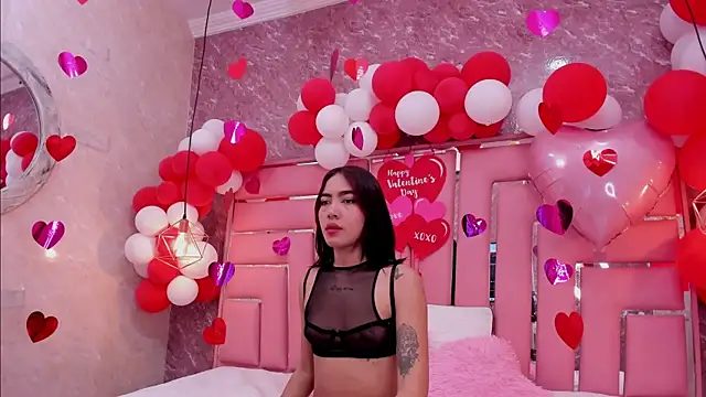 SEXY HOTTIE   online show from 02-18-25, 12:28