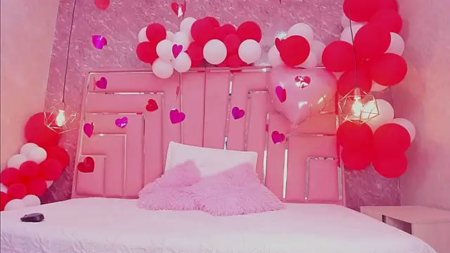 SEXY HOTTIE   online show from 02-24-25, 12:37