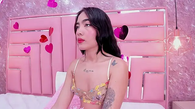 SEXY HOTTIE   online show from 03-01-25, 04:00