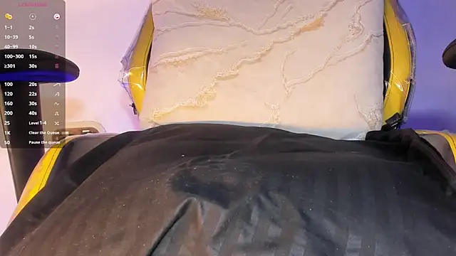 JhonyMiller  online show from 04-12-26, 08:52