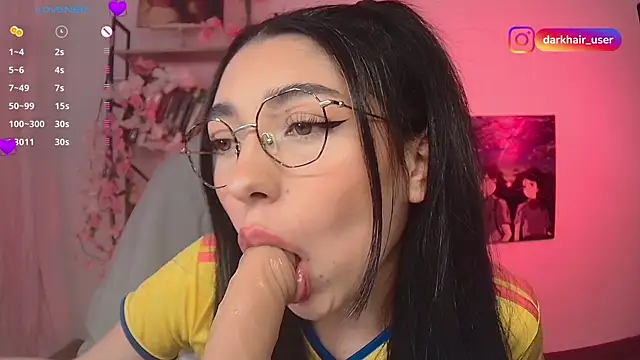 Snapshot of Sweet_Nyx chatting on 06-19-26, 11:19 Sweet Nyx online show from 06-19-26, 11:19
