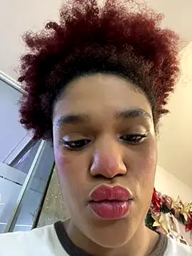 loladupont online show from 12-22-25, 03:03