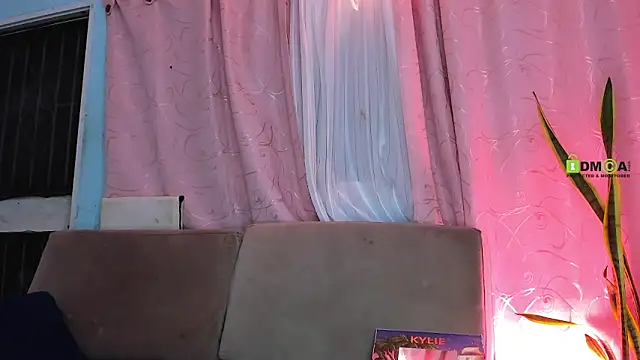 milktitsdua online show from 11-19-25, 08:14