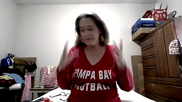 Snapshot of Keywest_Kate chatting on 10-20-25, 07:36 Keywest Kate online show from 10-20-25, 07:36