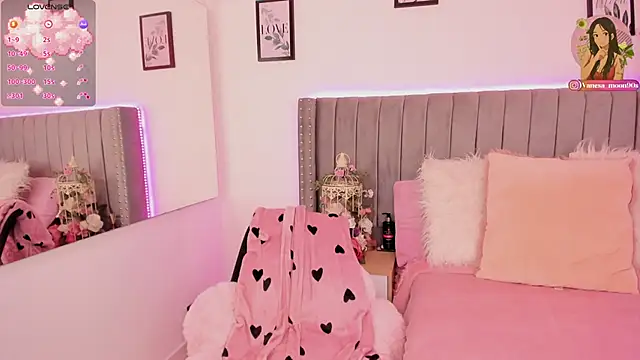 vanesa moon   online show from 12-14-25, 01:55