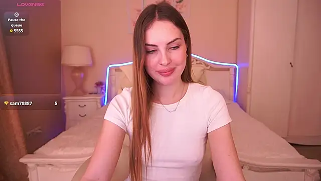 LexxiJoy online show from 02-04-25, 10:54