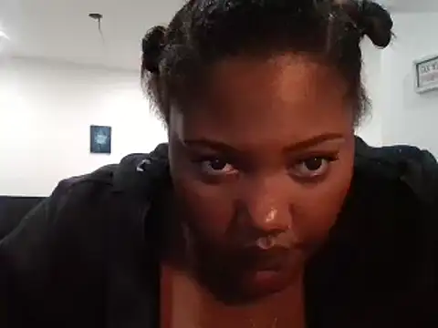 Snapshot of Kbaby337 chatting on 11-23-25, 04:56 Kbaby337 online show from 11-23-25, 04:56