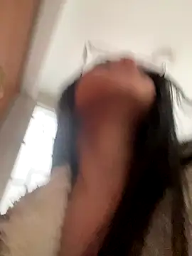 Snapshot of Rosita_forever_ chatting on 11-21-25, 01:21 Rosita forever online show from 11-21-25, 01:21