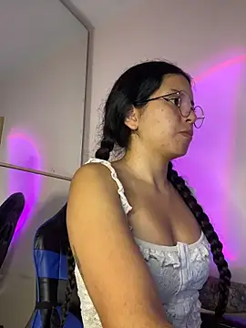 Rosita forever  online show from 04-07-26, 06:52