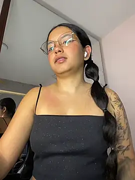 Rosita forever  online show from 06-26-26, 03:38