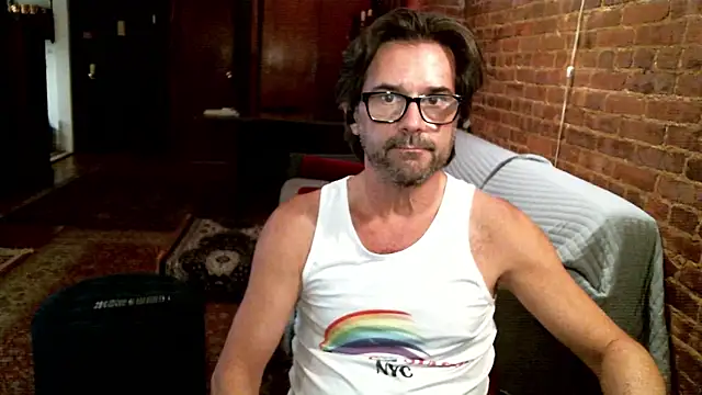 Snapshot of Johnny_Bottoms chatting on 01-09-26, 11:28 Johnny Bottoms online show from 01-09-26, 11:28