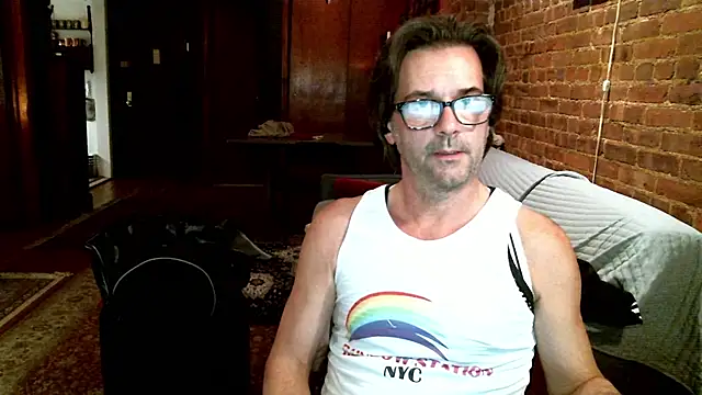 Snapshot of Johnny_Bottoms chatting on 01-15-26, 11:08 Johnny Bottoms online show from 01-15-26, 11:08