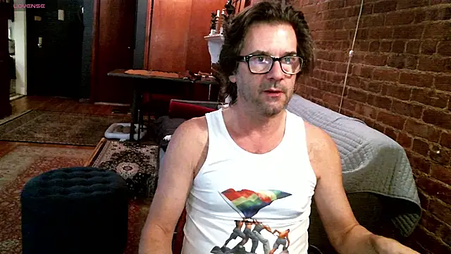 Snapshot of Johnny_Bottoms chatting on 02-21-26, 02:40 Johnny Bottoms online show from 02-21-26, 02:40