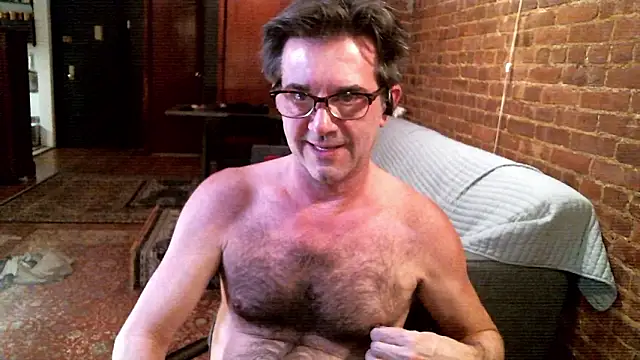 Snapshot of Johnny_Bottoms chatting on 03-13-26, 11:44 Johnny Bottoms online show from 03-13-26, 11:44