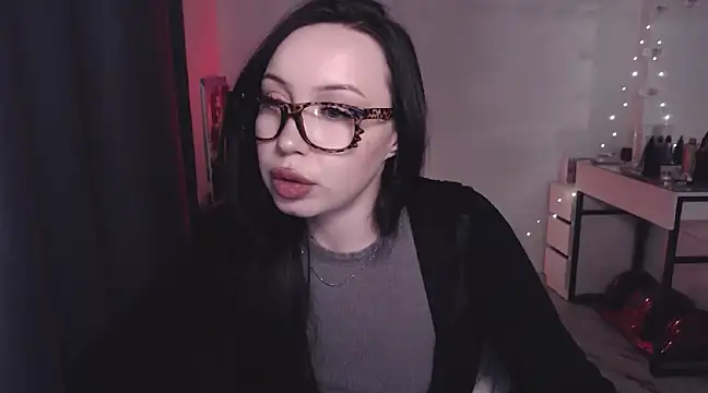 Snapshot of MoranaMissGod chatting on 12-28-24, 12:47 MoranaMissGod online show from 12-28-24, 12:47