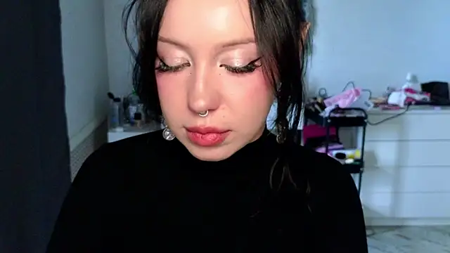 MoranaMissGod online show from 06-25-26, 01:04