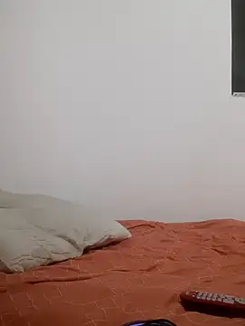 judesmith95 online show from 12-31-24, 02:40