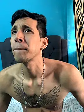 judesmith95 online show from 09-18-25, 04:09