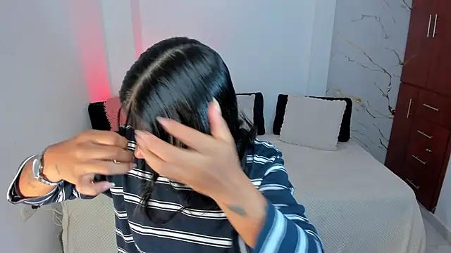 martina roldam online show from 06-05-26, 04:08