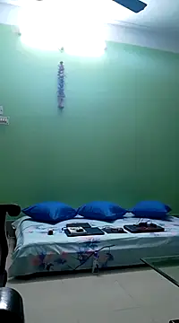 Snapshot of GildanK18 chatting on 02-20-25, 04:46 GildanK18 online show from 02-20-25, 04:46