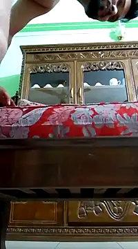 Snapshot of GildanK18 chatting on 02-23-25, 05:50 GildanK18 online show from 02-23-25, 05:50