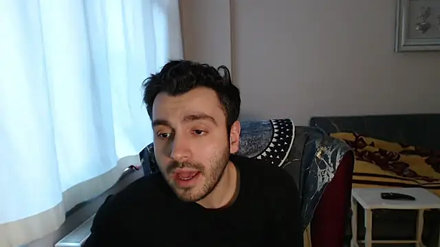 handsomeee04 online show from 02-10-26, 02:43